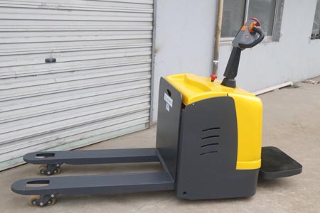 Stand-on electric pallet truck