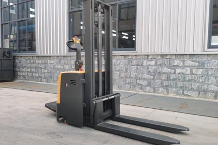 1 ton lithium forklift