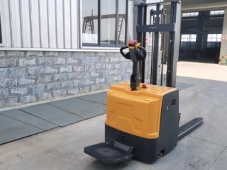 3-tier Noise Reduction Low Noise Warehouse Stacker For Indoor Quiet Operation