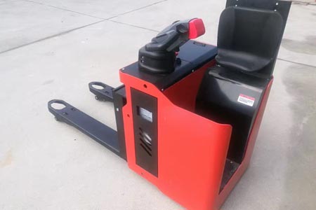 4 Key Points To Choose High-quality Ride-on Full Electric Pallet Truck For Works