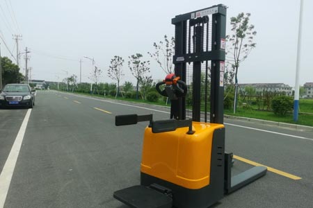 Price of compact electric stacker