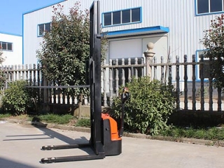 Weak Lifting Fault Of Straddle Stacker Step-by-step Troubleshooting