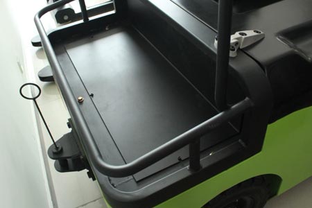 Details of electric towing tractor