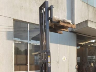 Rough Terrain Stacker Manufacturer | Custom Outdoor Electric Stacker