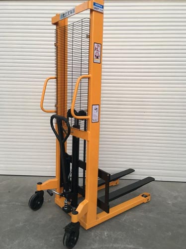 Manual Pallet Stacker
