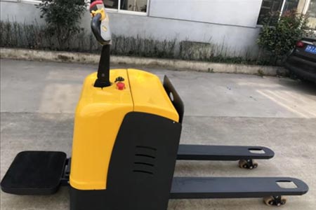 Specifications of electric pallet truck