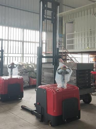 Stand-on Counterbalance Electric Stacker