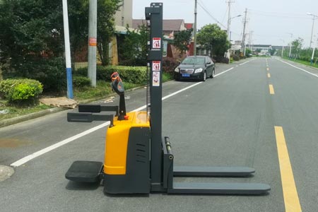 How Much Is A Stand-on Counterbalance Stacker | 2026 Factory Price List