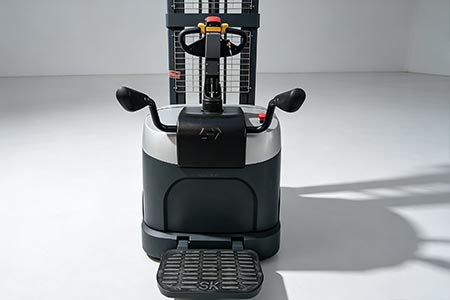 Stand-on Double Pallet Stacker