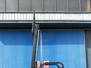 Are 3-wheel Forklifts Prone To Tip Over? Safe Operation Guidelines