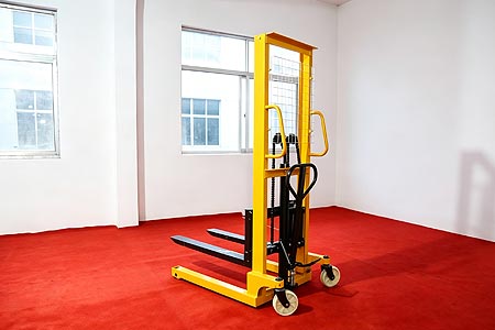 Manual Pallet Stacker