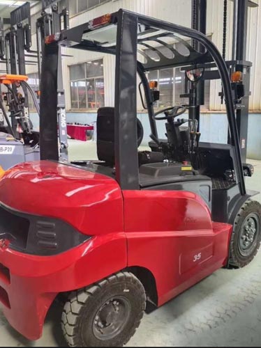 Forklift Service Cycle Guide