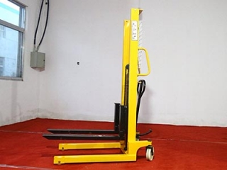 Narrow Aisle 1 Ton Manual Stacker Trucks, Factory Direct Supply By Newnewton