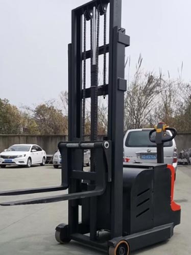 Stand-On Counterbalance Electric Stacker