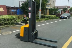 Ride-on Double Pallet Stacker | Key Advantages for Production Line & Warehousing