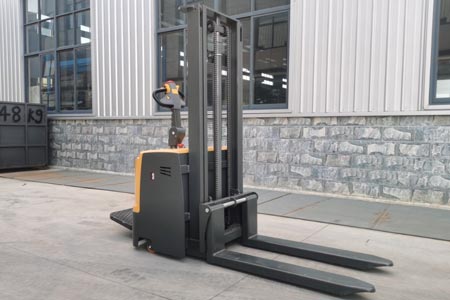 Electric Stacker Models