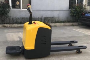 Service Life of Ride-On Electric Pallet Truck | Influencing Factors