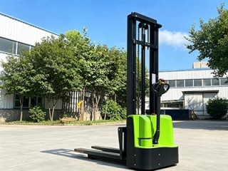 Walk-Behind Full Electric Stacker | Performance & Advantages