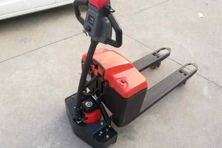 Pallet truck selection