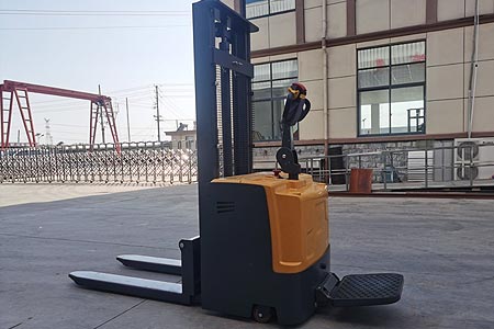 Electric stacker price