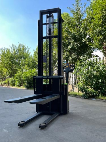 Walk‑Behind Full‑Electric Stacker: Spot Goods & Wholesale from Jiangsu
