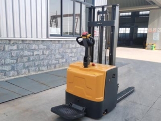 Latest Price of Stand‑on Full‑Electric Stacker: 2026 Quotation Guide