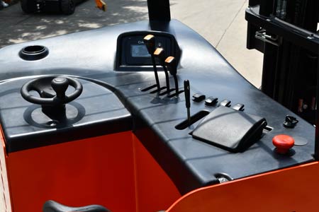 newnewton forklift in stock