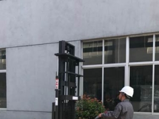 Stand‑On Full‑Electric Stacker | Price Factors & Buying Guide