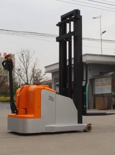 Pedestrian counterbalance stacker