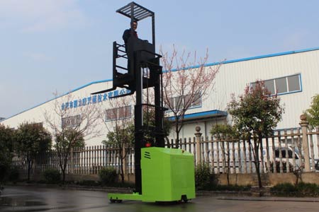 3‑way electric picking truck
