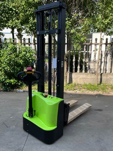 newnewton walkie stacker