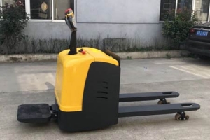 5 Application Scenarios for Rider Electric Pallet Truck Selection