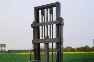 3 Configurations That Determine The Price of Semi Electric Stacker