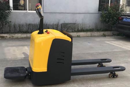 Ride-on Electric Pallet Mover