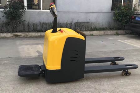 4 Key Factors Affecting Battery Life of Lithium Double Pallet Truck