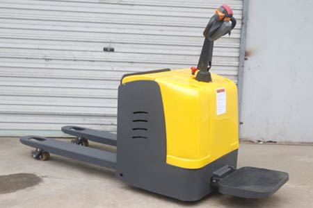 Ride-on electric pallet truck