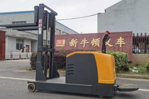 Walkie VS Stand-on Counterbalance Stacker for Warehouse High Stacking