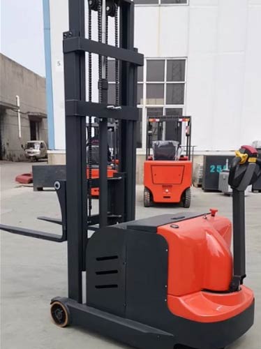 Electric counterbalance stacker