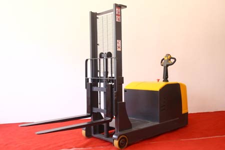 Stand-on counterbalance stacker