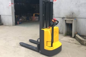 Core Components Check for Light Electric Walkie Stacker