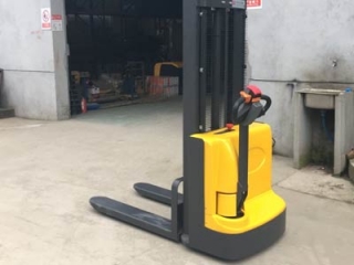 Core Components Check for Light Electric Walkie Stacker