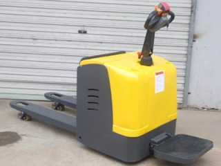 Can Rider Electric Pallet Truck Pedal Be Removed?