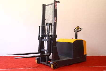 Stand-on counterbalance stacker