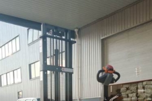 Ride-on Reach Stacker Battery Maintenance, Ride-on Lithium Reach Stacker