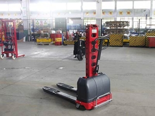 Electric Self-loading Lift Truck Wearing Parts, Electric Self-loading Lift Truck