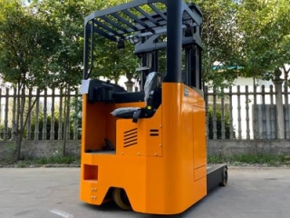 2 Ton Sit-down Reach Stacker, Sit-on Electric Reach Stacker