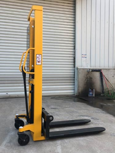 Manual Hydraulic Stacker